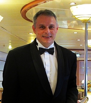 Cruise Ship Jobs Assistant Food Manager