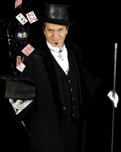 Cruise ship Guest Entertainer - Magician - Illusionist