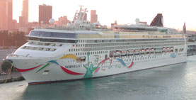 NCL-Norwegian Dawn ship