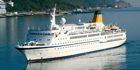 Spirit of Adventure cruise ship